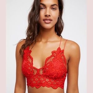 Adella Bralette